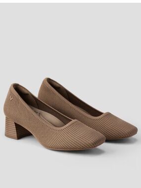 Vivaia Women's Brown Square-Toe Knit heels EU38 US8